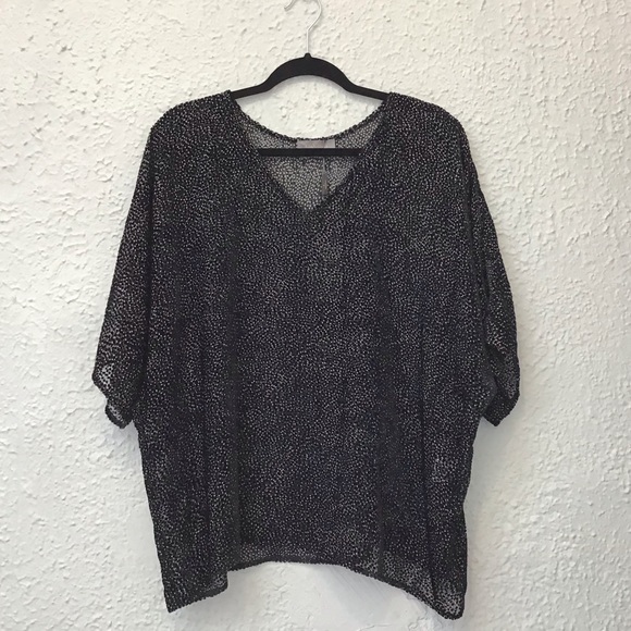 ME & THEE Compassion Fatigue Devore Silk Top - Picture 8 of 11